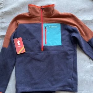 Never worn. New with tags Cotopaxi Abrazo Half-Zip Fleece Jacket. Men’s Large